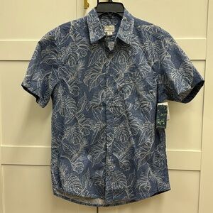 Men’s short sleeve collared shirt